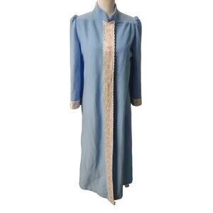 Vintage Vendemere Housecoat Robe Night Sleep Embroidered USA Large-XL